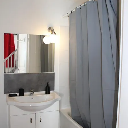 Semesterbostad Maisonnette Dans Village Vacances Gallargues-le-Montueux
